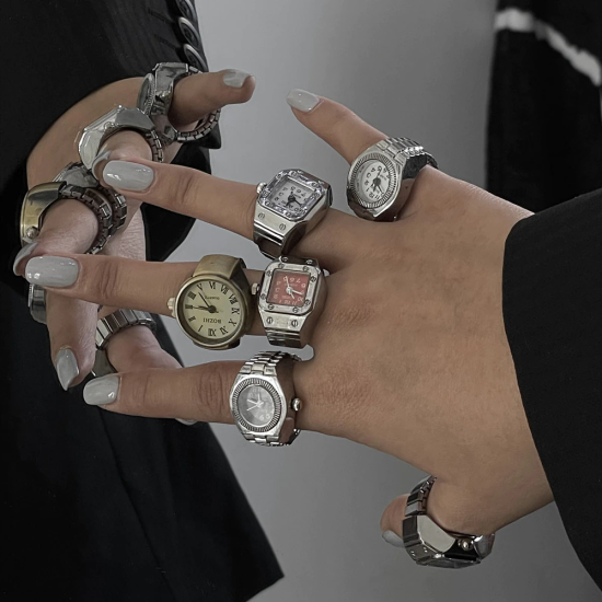 Vintage Rings Punk Elastic Stretchy Quartz Watch Rings for Women Man New Individuality Hip-hop Couple Accessories