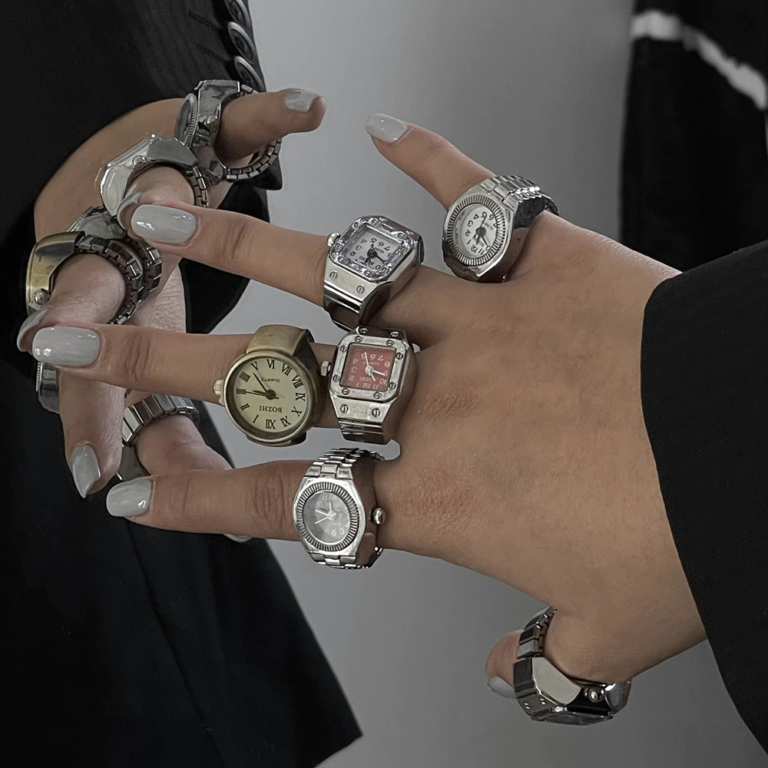 Vintage Rings Punk Elastic Stretchy Quartz Watch Rings for Women Man New Individuality Hip-hop Couple Accessories