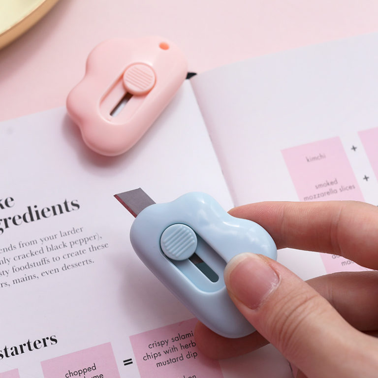 Cute Rabbit Cloud Mini Portable Utility Knife Paper Cutter For Office school - Image 3