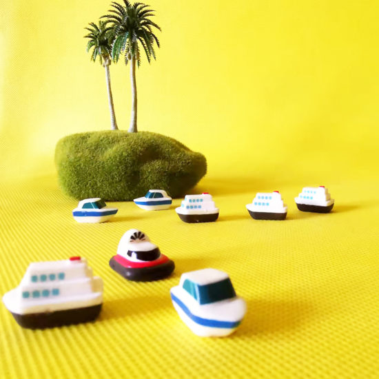 10 Pcs/sailing boat/doll house//miniatures lovely cute fairy garden gnome/moss terrarium decor/crafts/bonsai/ DIY - Image 3