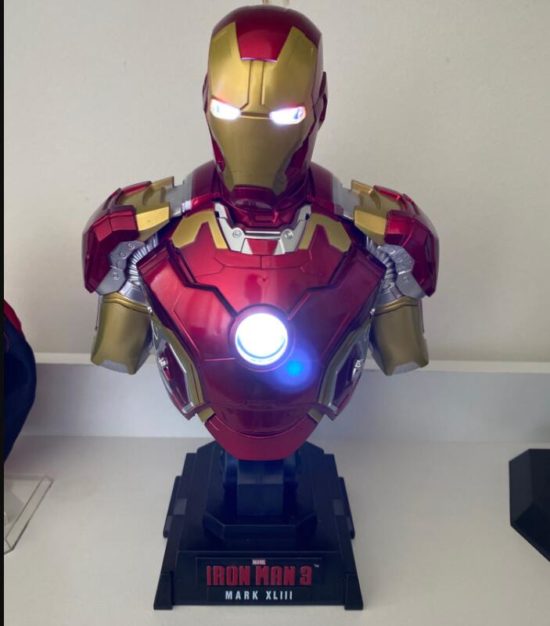 Marvel Iron Man Mark XLIII 43 Bust Model Kit with LED Light PVC Figure Model Toy