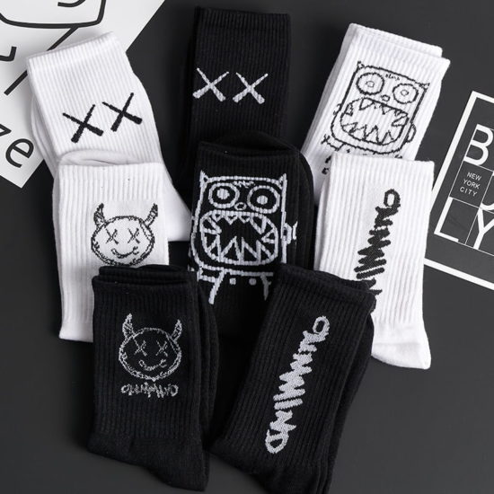 Cotton Socks For SpringAutumn Anime Style Hip Hop Style Street Fashion - Image 2