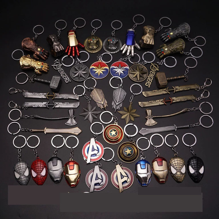 Keychain Toys Avengers Sword Stormbreaker Key chain Thanos Spiderman Keyring Toys