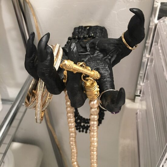 Witch's Hand Statues Creative Resin Ornament Aesthetic Wall Keys Hanging Rack Bag Hangers Wall Art Sculptures - Image 2