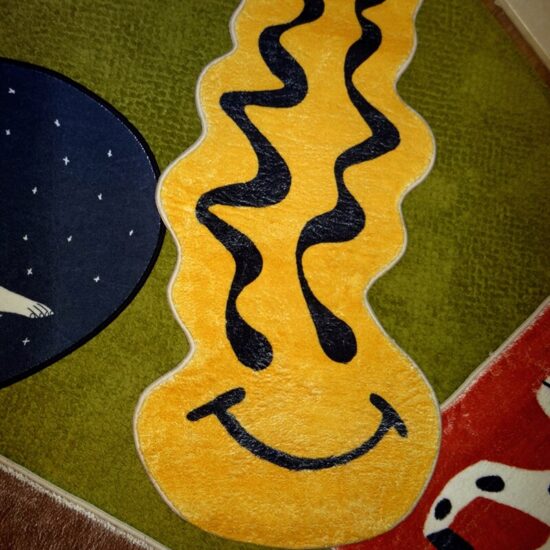 Bedside Carpet Cartoon Funny Distortion Smiley Face Children Bedroom Rug Home Decoration Cute Corridor Mat ковер 러그 - Image 2