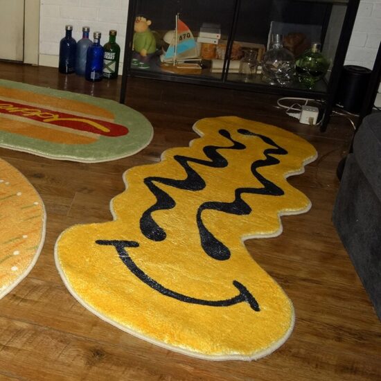 Bedside Carpet Cartoon Funny Distortion Smiley Face Children Bedroom Rug Home Decoration Cute Corridor Mat ковер 러그