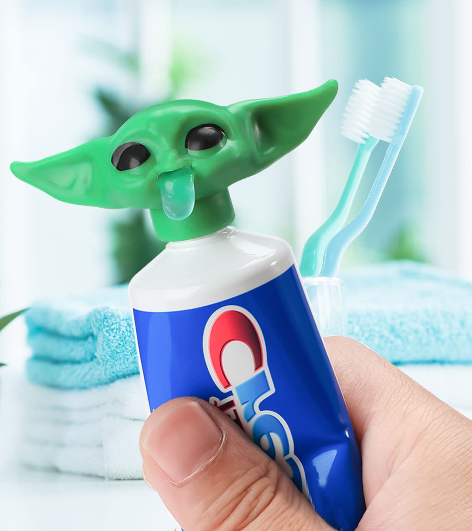 Squeeze Toothpaste, Style Star Wars Baby Yoda Anime Figure Toys Funny Toy Yoda Model Bathroom Supplies Kids Gift
