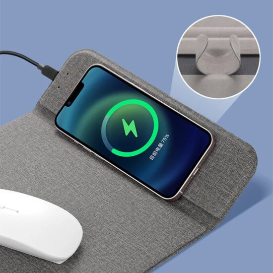 ⁦Mouse Pad + Wireless Charging For All Devices Type C Phones Car 2 in 1 PU Leather Mat⁩ - الصورة ⁦4⁩