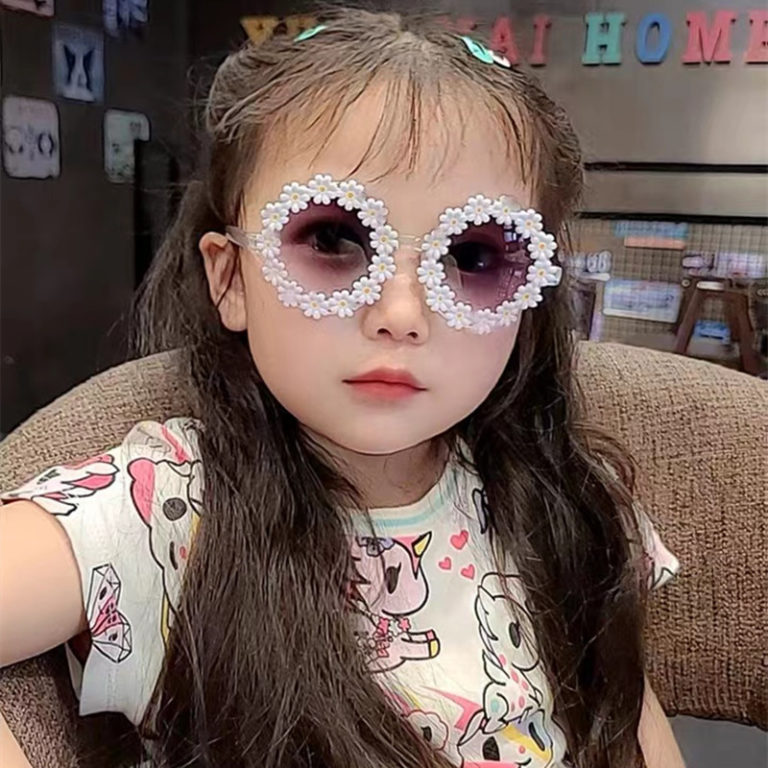 Kids Sunglasses Round Cute Children Sunglasses UV400 Sun Protection Eyewear - Image 2