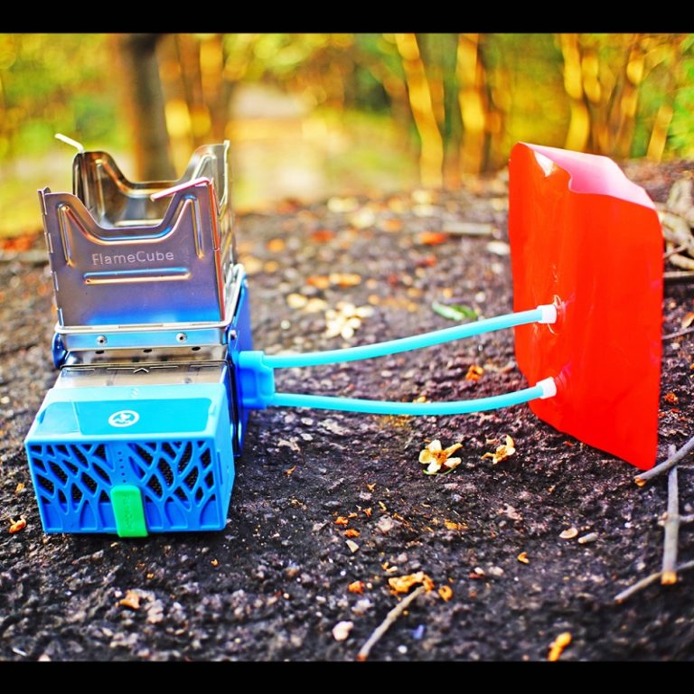 Flame Cube Portable Wood Buring With Battery To Power USB Charging - Image 2