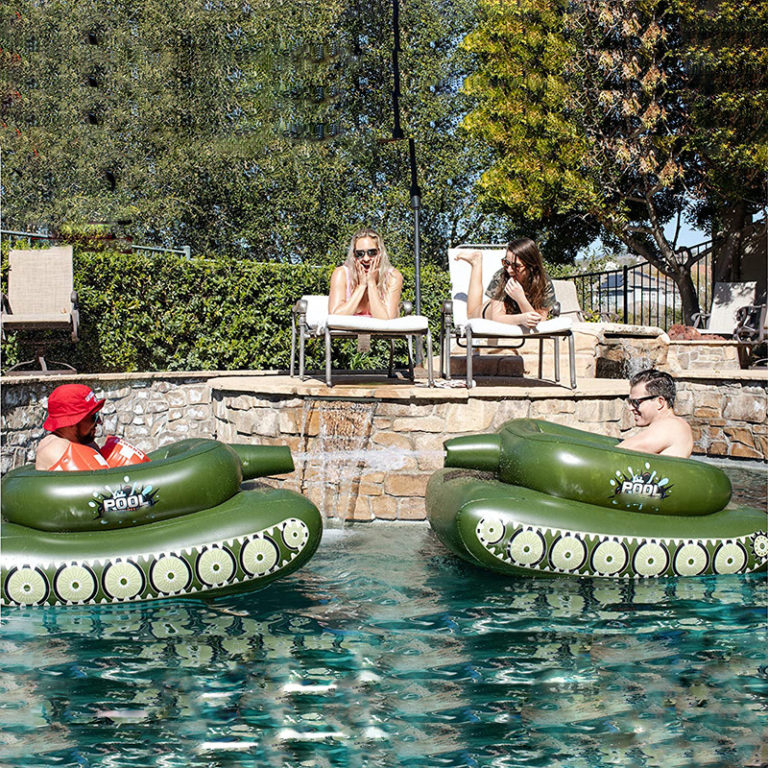 Tank Swimming Pool with Free Water Gun  Outdoor Hot Tubs - Image 2