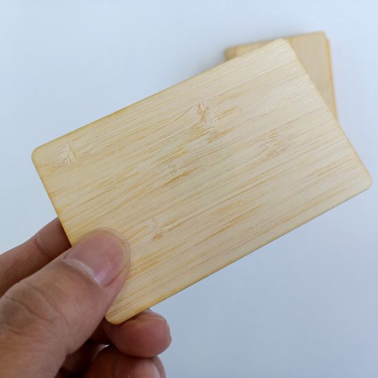 ⁦Wooden Blank Digital Business Card NFC Ntag213 Ntag216 RFID Black Walnut DIY Crafts Laser Engraving New Materials⁩ - الصورة ⁦4⁩